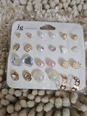 jg Accessories Mixed Gold and White Earring Set - 12 Pairs